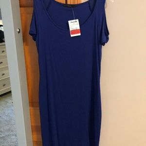 Short summer dresses blue one never worn / blue grey worn once